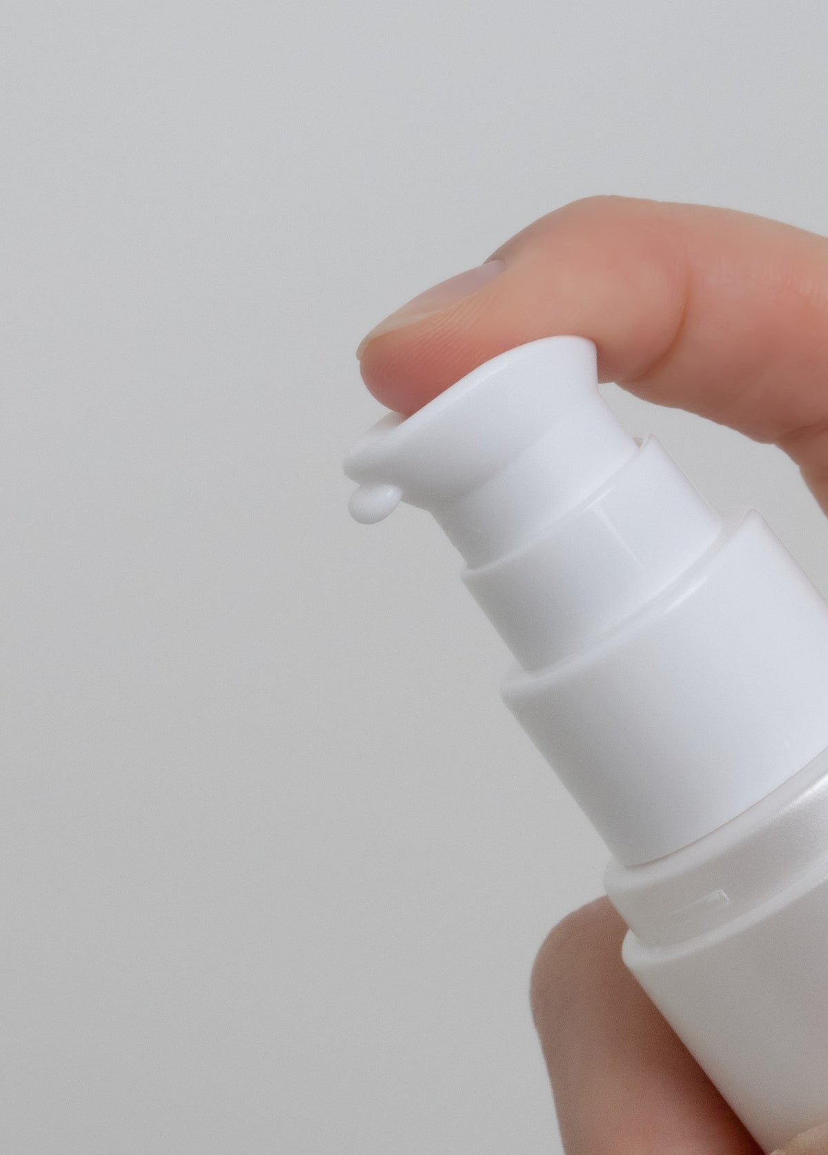 Serum pentru pete pigmentare, melasmă și luminozitate