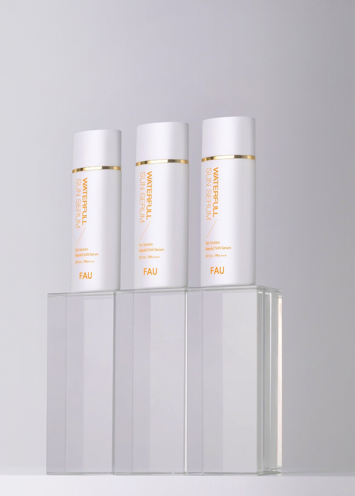 Ser fluid SPF50+ PA++++ FAU Waterfull Sun Serum